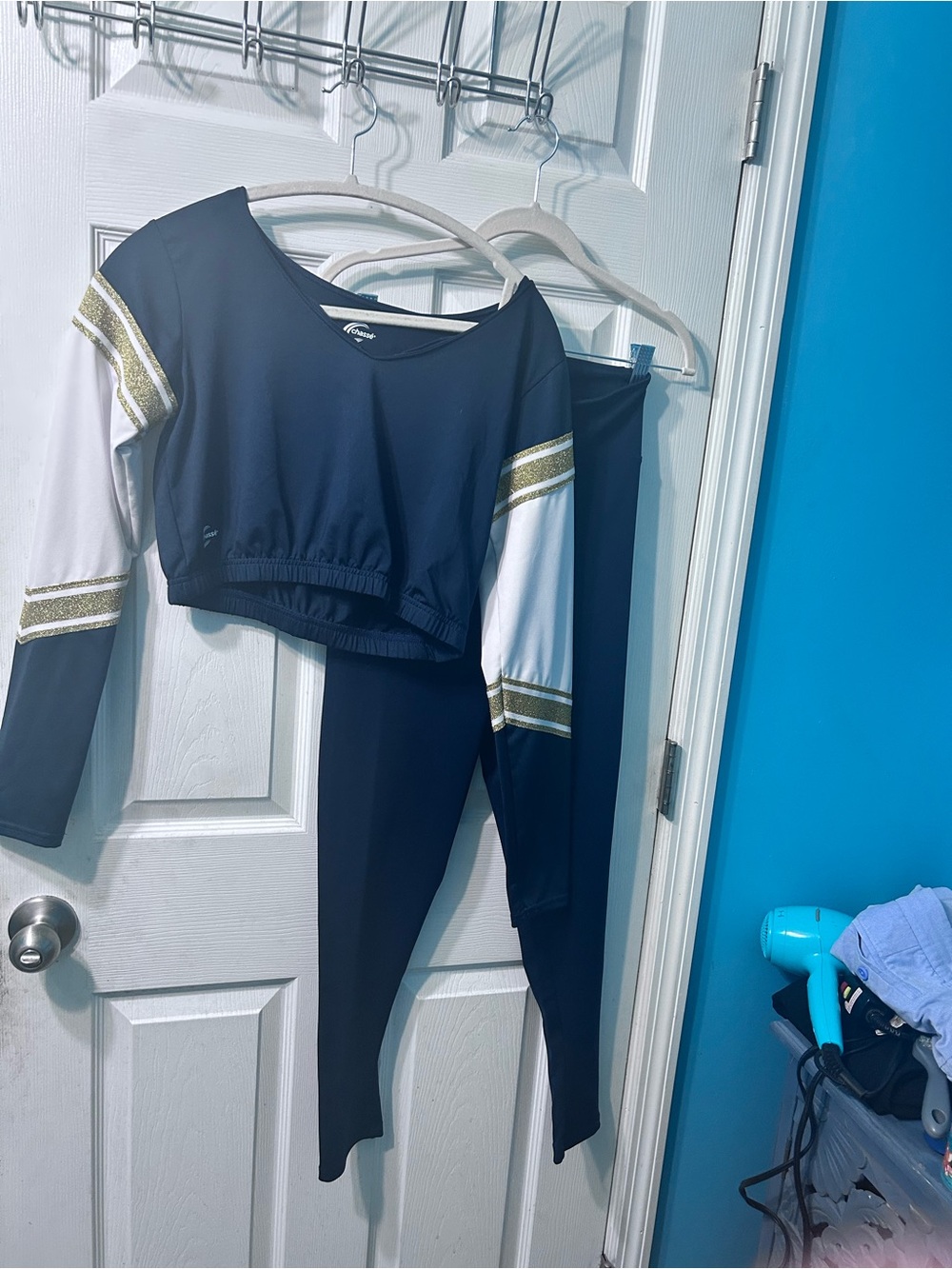 Cropped Athletic Top & High-Waist Leggings Set - Navy with White & Gold Trim